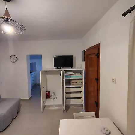 Pleasant Stay2 Tríkeri